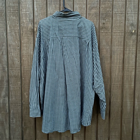 Izod Long Sleeve Button Front Shirt. Size 2X - Picture 6 of 12